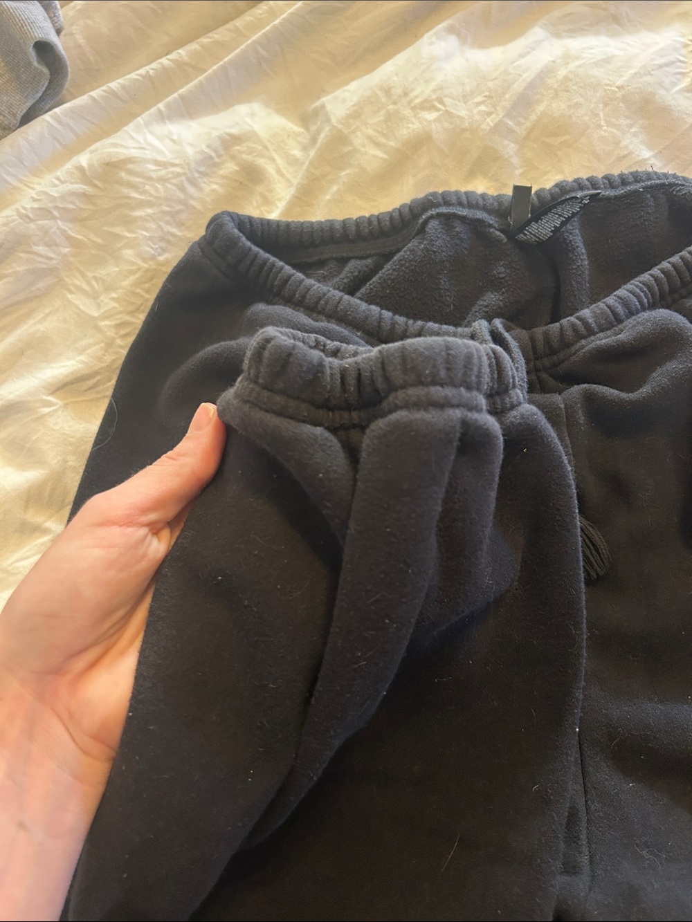 SKIMS Black Drawstring Sweatpants - Picture 3 of 3